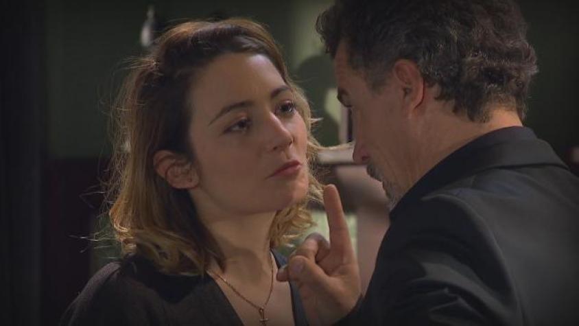 Adela: “Tú te encargaste de criarme como una inútil”