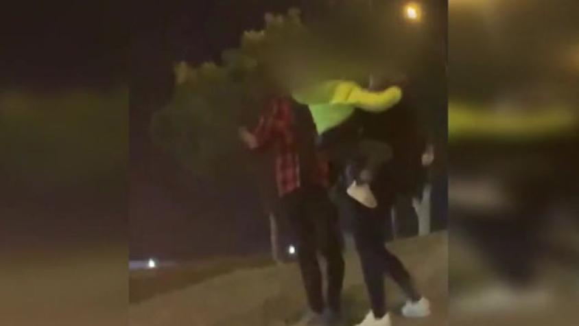 Familia quedó “botada” en plena autopista tras sufrir violenta encerrona