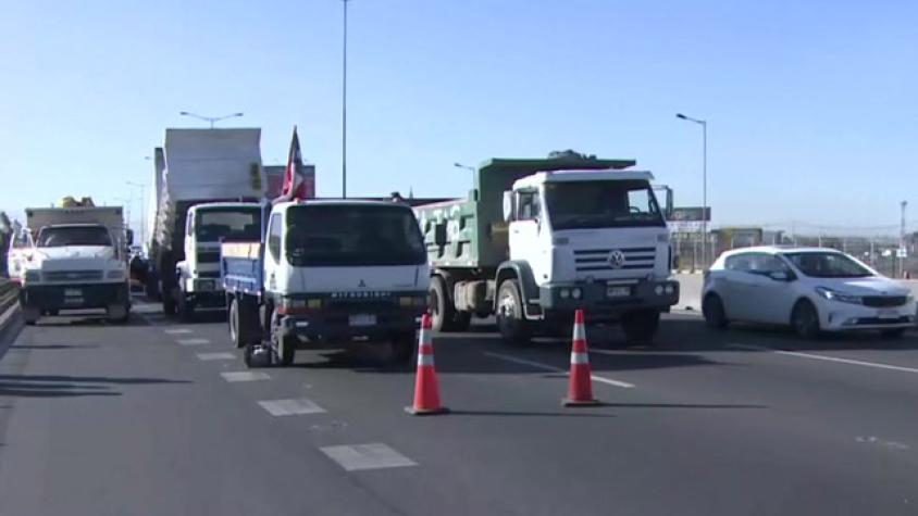 Alta congestión tras nueva manifestación de camioneros por cobros del TAG