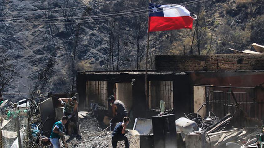Triste Navidad en Valparaíso: incendio dejó más de mil damnificados 