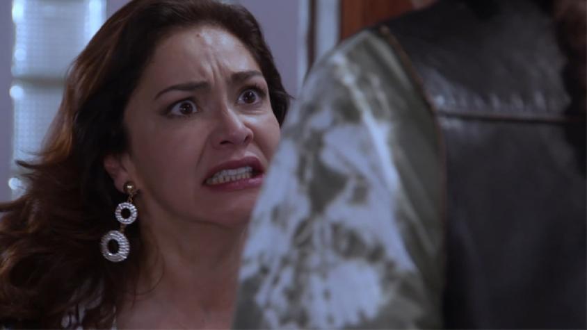 Yanara: “No es lo que parece”