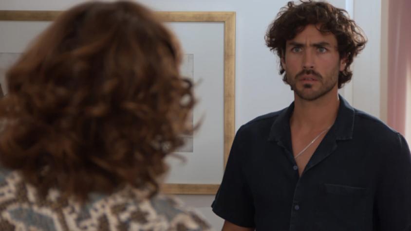 Isabel: ¿Por qué estás viviendo con Dafne?