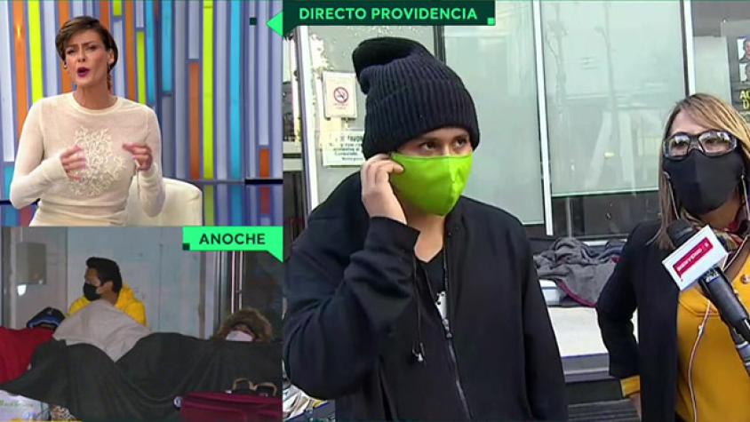 Familias peruanas durmieron en el frontis del consulado, quieren volver a su país