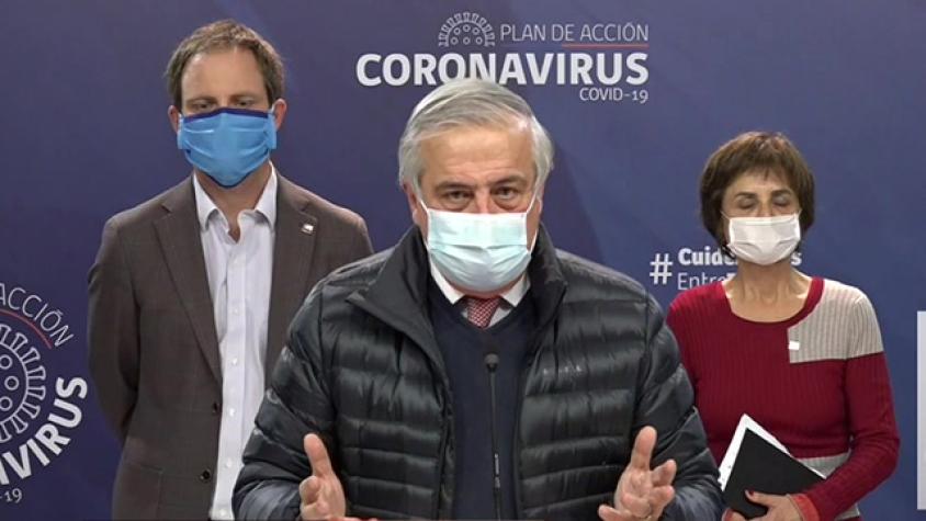 Ministro aclaró lo sucedido con pasajeros que iban a isla de Pascua