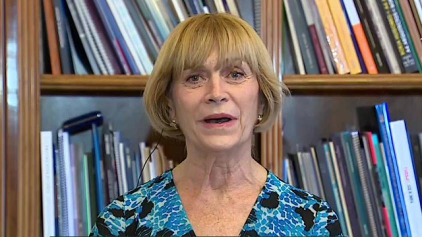 Matthei por cultos en cuarentena: “Están jugando con la vida de sus feligreses”