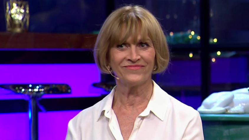 Evelyn reveló que un admirador le regala orquídeas todas las semanas