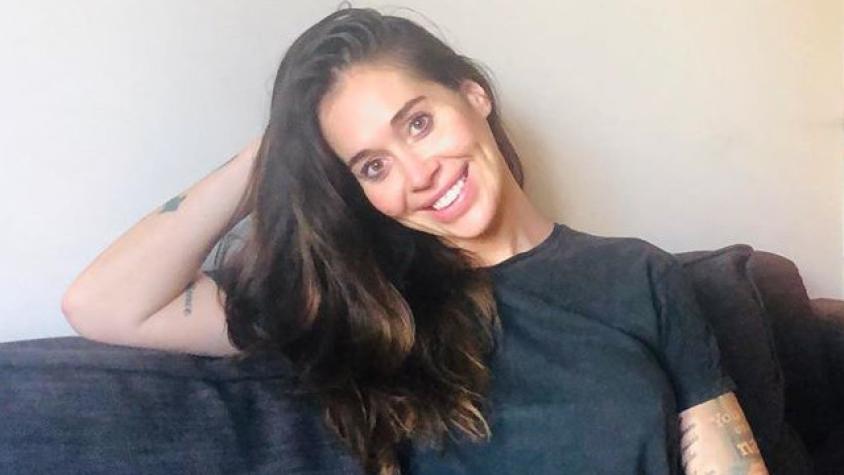 Vale Roth publica doloroso error tras realizar acrobacia en su hogar