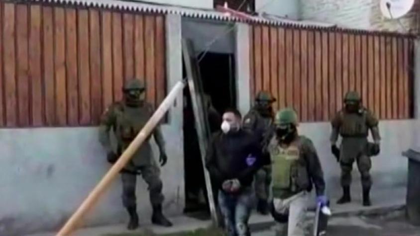 Narcofunerales en pleno toque de queda