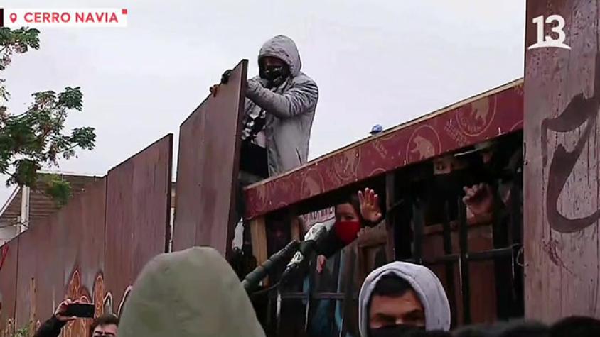 Pobladores se tomaron departamentos en Cerro Navia
