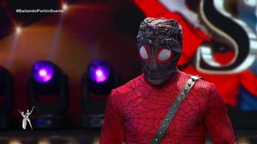 Sensual Spiderman sigue sin levantar cabeza en la competencia