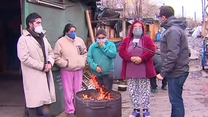 Familias de campamento en Quinta Normal piden un terreno para instalar sus casas: “Estamos cansados de vivir así”