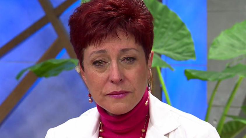 Doctora Carolina Herrera no pudo contener el llanto tras sorpresivo llamado de su marido