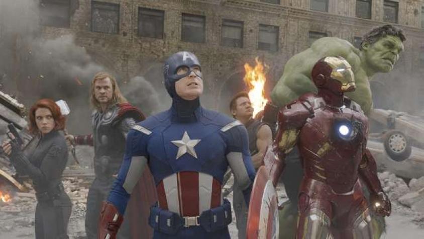 Elenco de "Avengers" se reúne para saludar a niño que salvó a su hermana de ser mordida por un perro