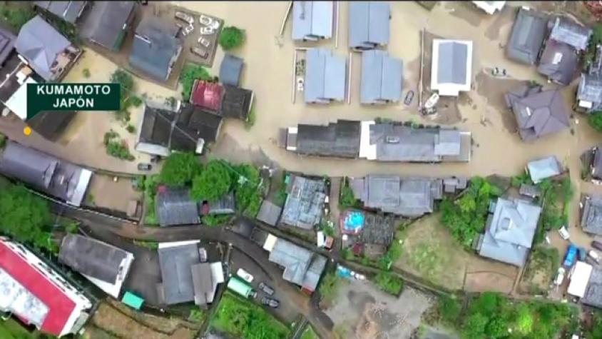 Fuertes lluvias dejan impresionantes inundaciones en China y Japón