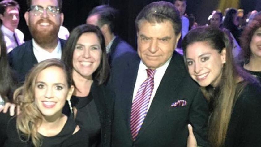 Vivi Kreutzberger destapa inédita foto con sus papás y hermanos