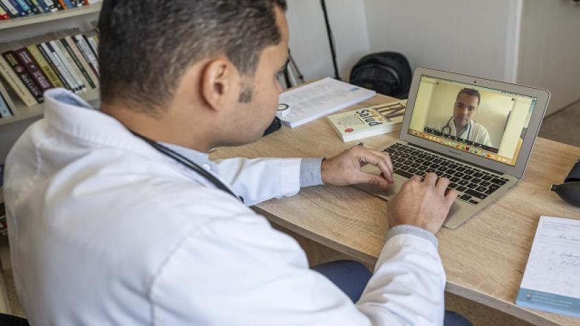 Plataforma conecta prácticas profesionales con centros de salud