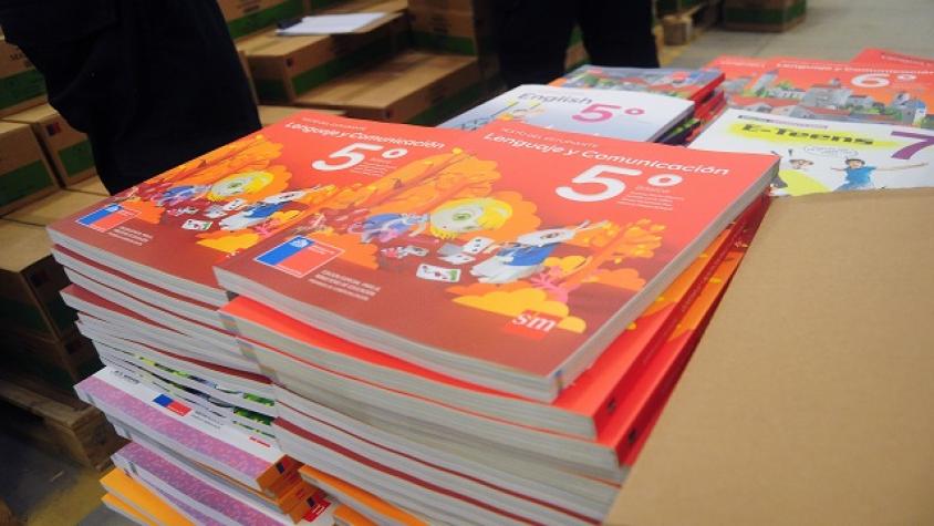 Colegios particulares: Proponen acceso a textos del Mineduc