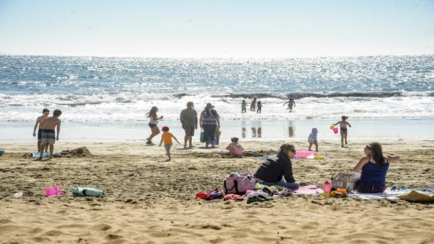 Mascarillas en playas y balnearios: ¿Es obligatorio su uso?  