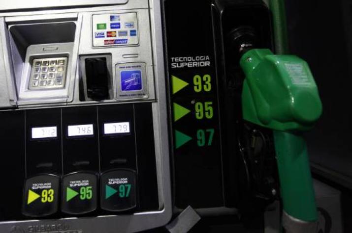 Combustible: ENAP anuncia aumento en precio de bencinas