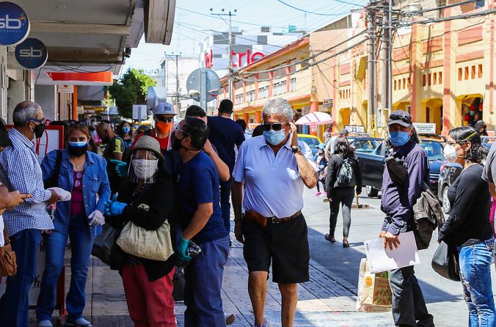 Plan Paso a Paso: revisa qué comunas avanzan y retroceden hoy