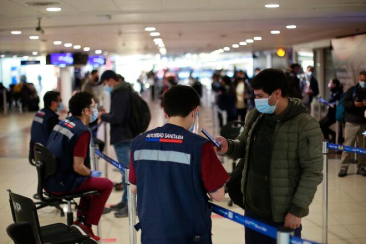 Dr. Molina sobre el Pase de Movilidad: “Son muy buenas noticias, pero quizás en un momento no oportuno”