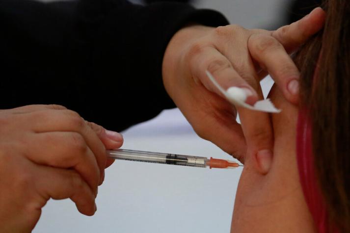 ISP autoriza el uso de la vacuna Pfizer en menores de entre 12 y 16 años