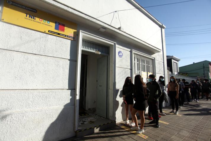 ¿Dónde y cómo puedes extender la vigencia de tu TNE?