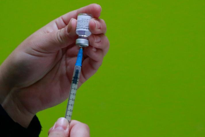 Israel anunció que aplicará tercera dosis de Pfizer a los adultos en riesgo