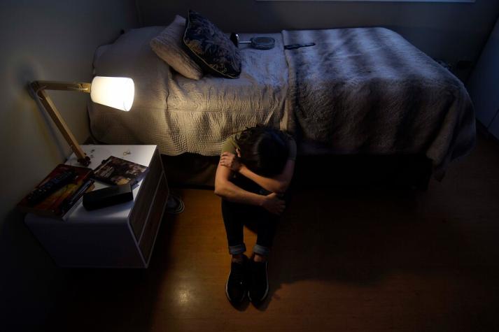 Cansancio y dolor de cabeza: Minsal insiste en examinar estos síntomas por Covid-19