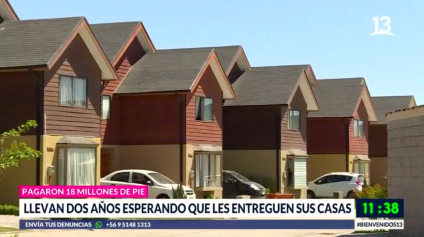 Familias denuncian que llevan dos años esperando la entrega de sus casas