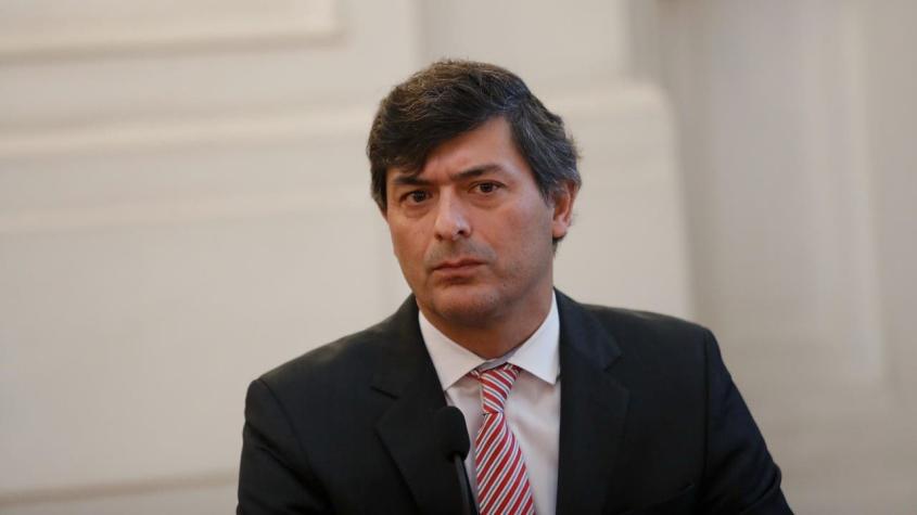 Candidato Parisi no podrá votar: está inscrito en La Reina y no viajó a Chile