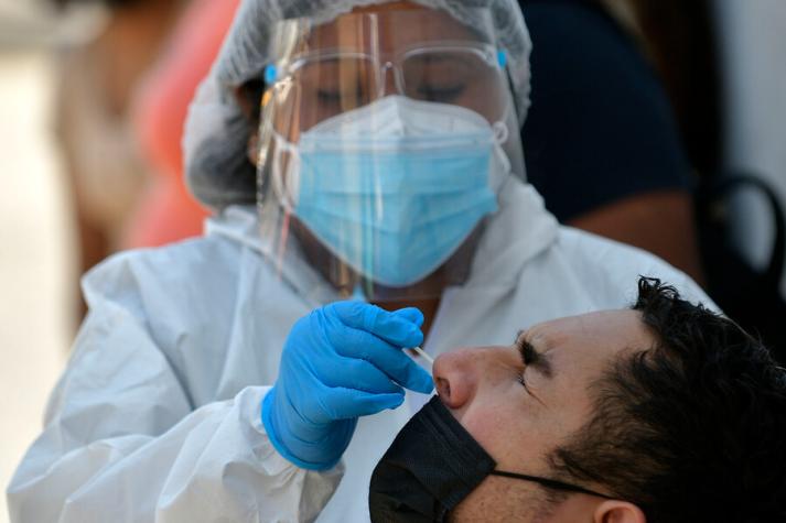 Gobierno pide mantener las medidas de autocuidado por variante Ómicron