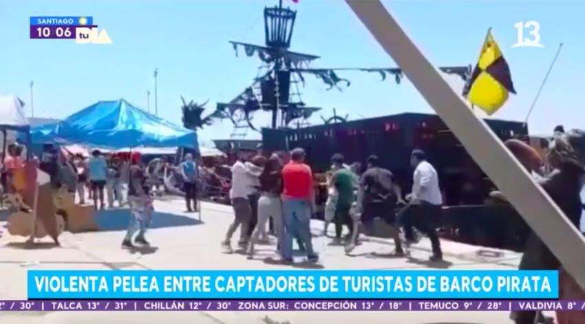 Coquimbo: Captadores de turistas de “barco pirata” protagonizan violenta pelea