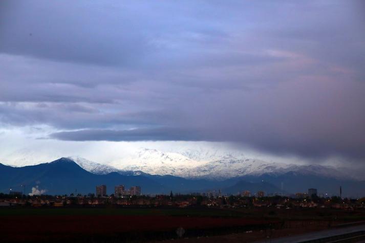 Pronóstico del tiempo para este 4 de marzo: ¿Cómo estará el clima en Santiago y el resto del país?