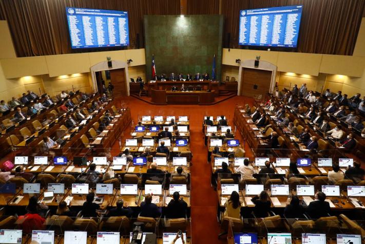 Diputadas de oposición dan su apoyo a un posible quinto retiro