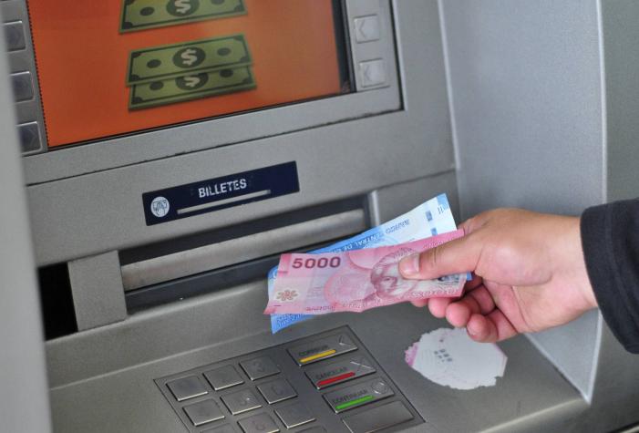 Recomendaciones para retirar dinero de manera segura en cajeros automáticos 