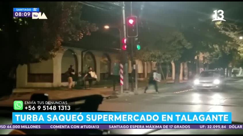 Turba saqueó supermercado en Talagante: se llevaron electrodomésticos y mercadería 