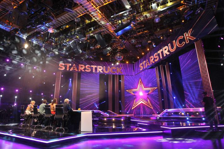Al estilo de los grandes eventos musicales: Conoce el gran estudio de "Starstruck"
