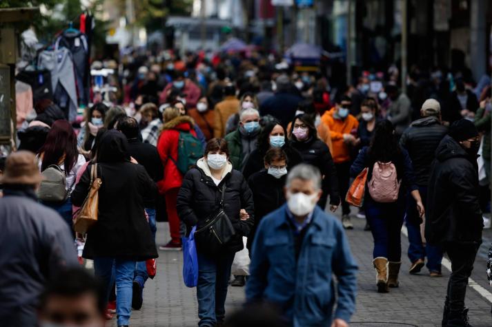 Conoce las 34 comunas que retrocedieron este jueves a fase de Medio Impacto
