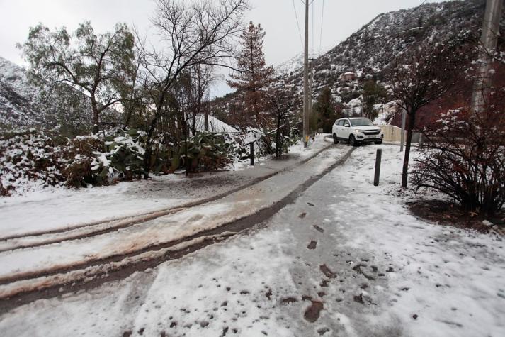 Revisa los cierres preventivos en la Región Metropolitana por sistema frontal 