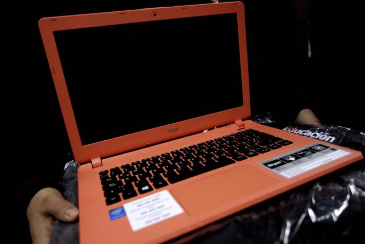 Becas TIC: Sepa quiénes reciben un computador con internet gratis