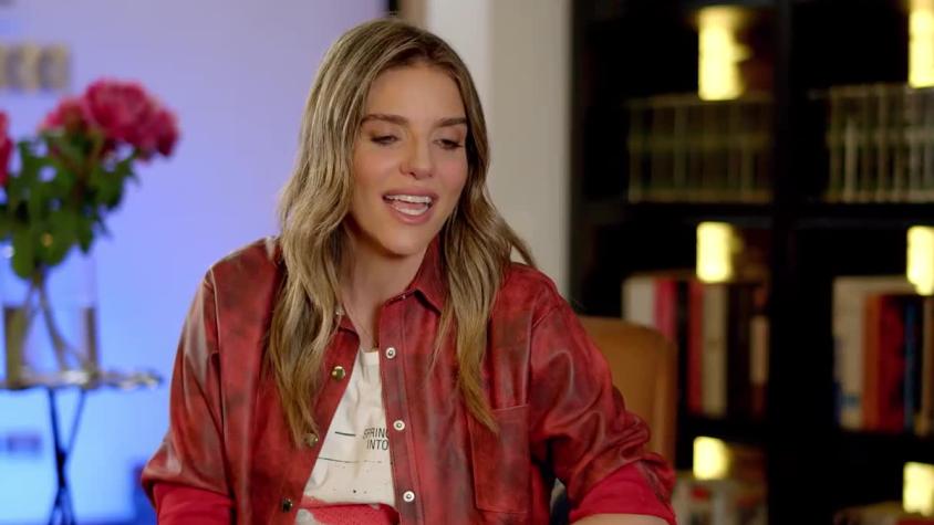 La emoción de María Luisa Godoy tras saludo de su hermano Gonzalo