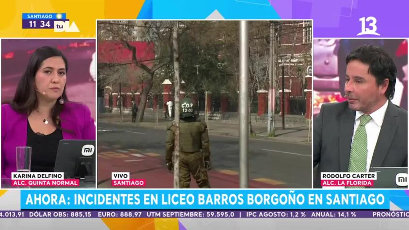 Incidentes y overoles blancos en Liceo Barros Borgoño en Santiago