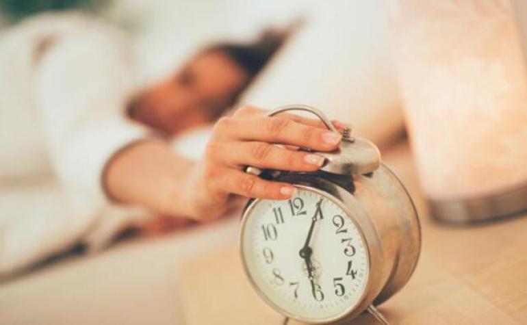 ¿Te afecta el cambio de horario? Conoce las recomendaciones del ISL 