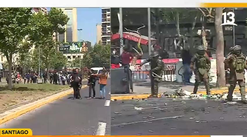 Se intensifican las manifestaciones en Plaza Baquedano