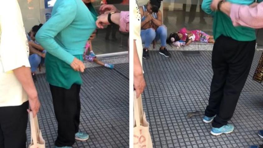 Video viral | Una rata salió de la polera de una mujer mientras esperaba en la fila del banco 