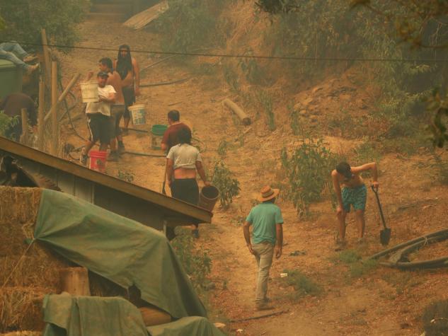 Conoce las 13 medidas que entregó el Gobierno para ir en ayuda de las familias afectadas por los incendios