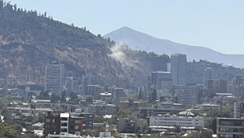 [VIDEO] Así fue el desprendimiento de tierra en el cerro San Cristóbal durante el sismo en la zona central