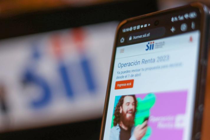 Servicio de Impuestos Internos investigará a 141 influencers de Onlyfans y TikTok