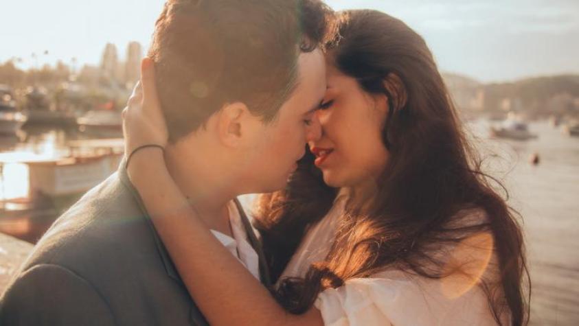 ¡Hoy es el Día Internacional del Beso! ¿Por qué se celebra este jueves 13 de abril?